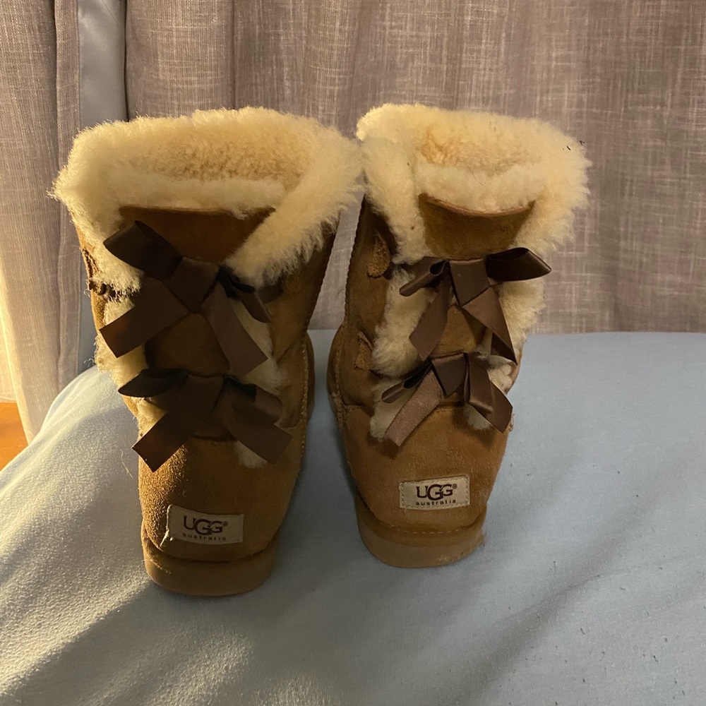 UGG Bailey bow